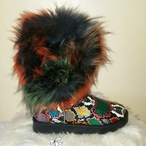 Boots - Picture 2 of 2